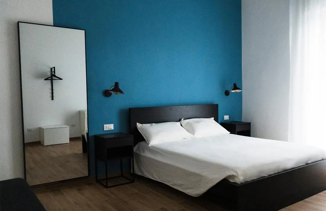 Smile B&B-1